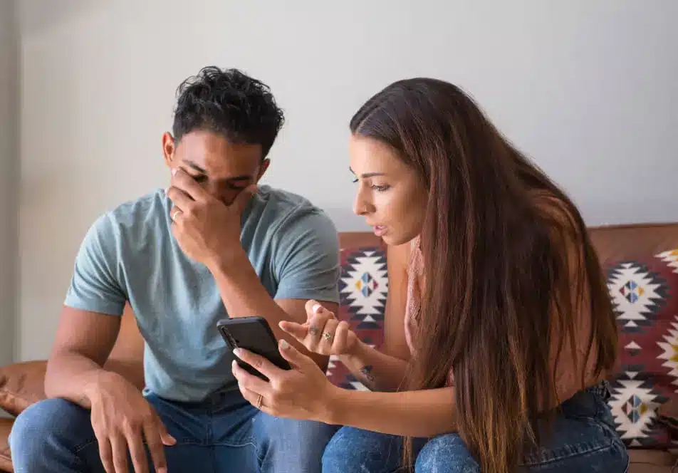 What to do when your partner is lying to you? 1 What to do when your partner is lying to you?